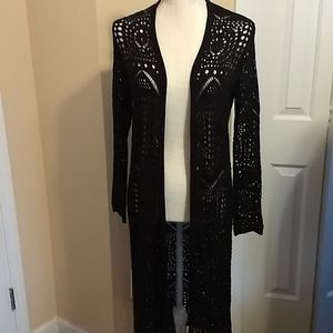 ⭐⭐8 for $25 NWOT Black crocheted long sweater / cover up